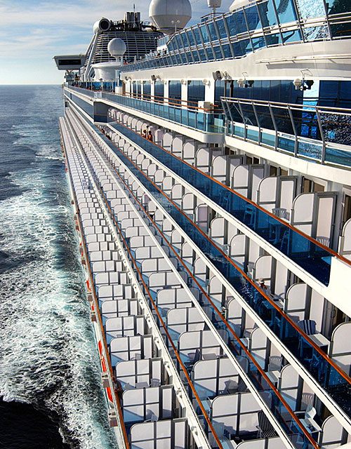 El Sapphire Princess está lleno de Balcones, desde los que podrá disfrutar de los maravillosos paisajes que le esperan BALCONIES CRUISES DEALS BONUS OFFER BALCONES DESCUENTOS